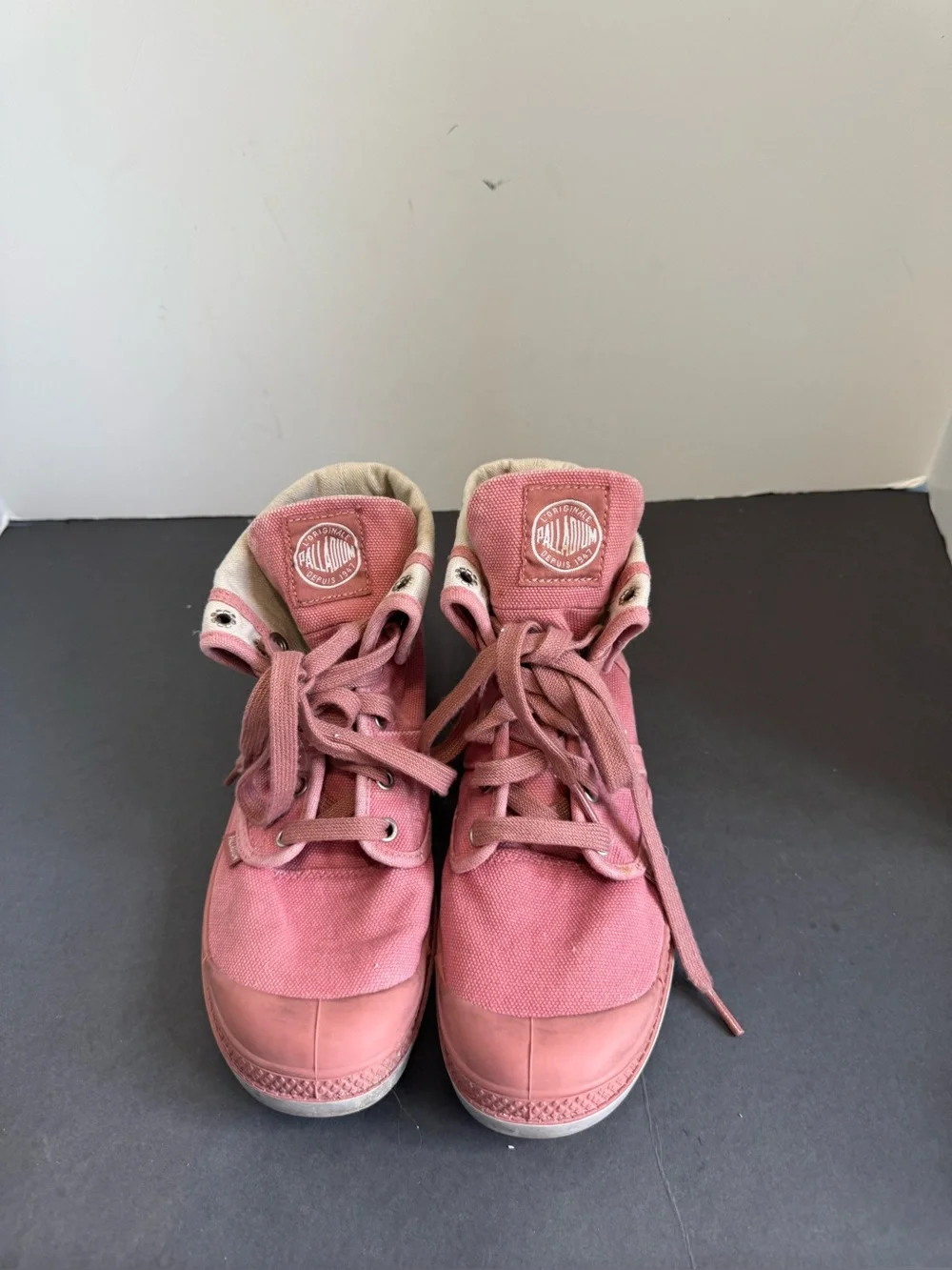 NWOT Palladium Distressed Baggy boots